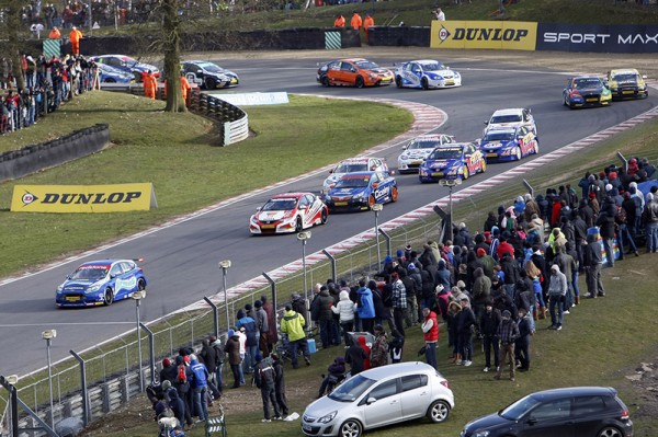Round 1 of the 2013 British Touring Car Championship. Race Action.
