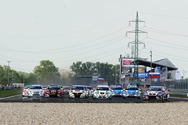 FIA WTCC Slovakiaring, Slovak Republic 27-28 April 2013