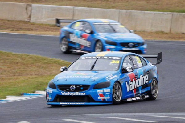 volvos_v8test
