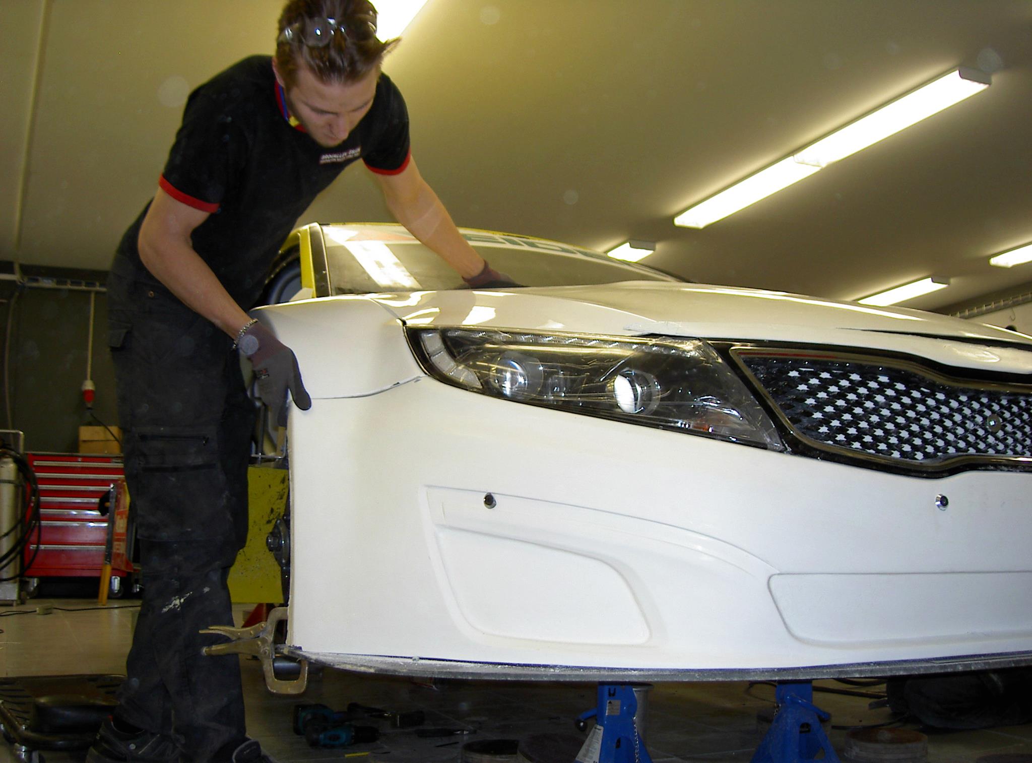 Kia Optima Race