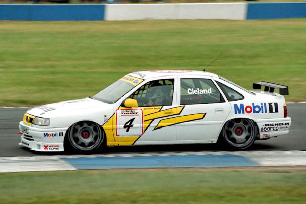 1995 British Touring Car Championship at Donington Park.