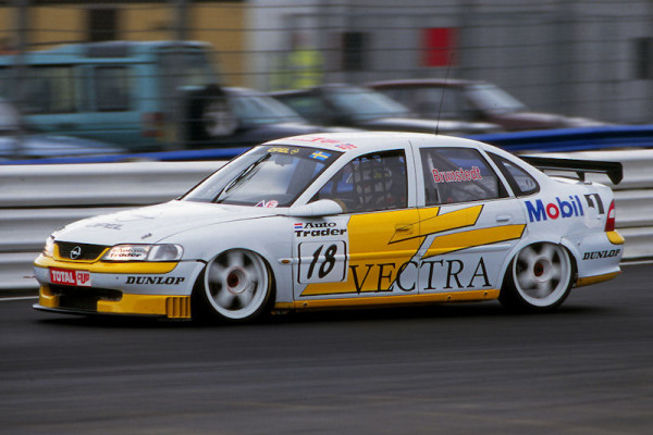 Silverstone round of the 1997 British Touring Car Championship.