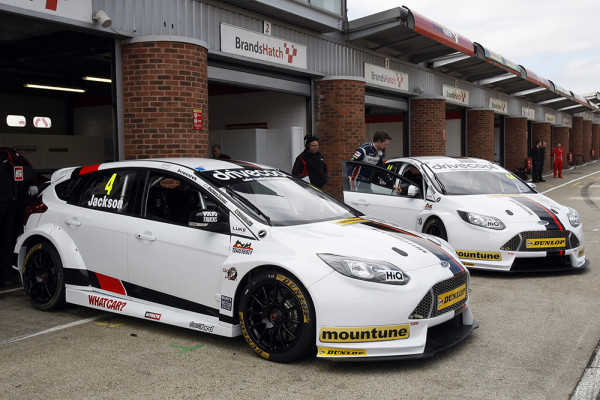 Test day. #4 Mat Jackson (GBR) and #44 James Cole (GBR) Motorbase Performance. Ford Focus.