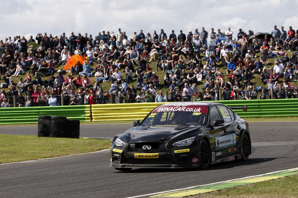 Round 5 of the 2015 British Touring Car Championship. #22 Derek Palmer Jr (GBR). Infiniti Support Our Paras Racing. Infiniti Q50.