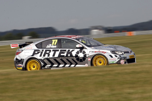 Round 6 of the 2015 British Touring Car Championship. #77 Andrew Jordan (GBR). MG 888 Racing. MG6.