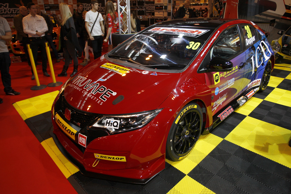 2016 Autosport International.
