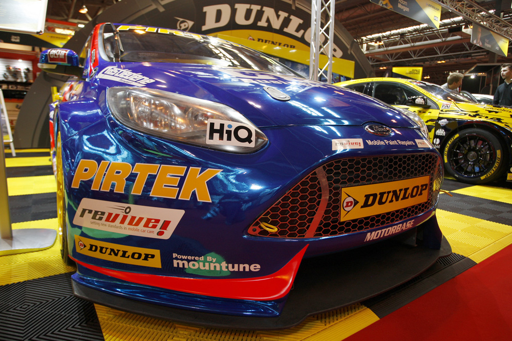 2016 Autosport International.