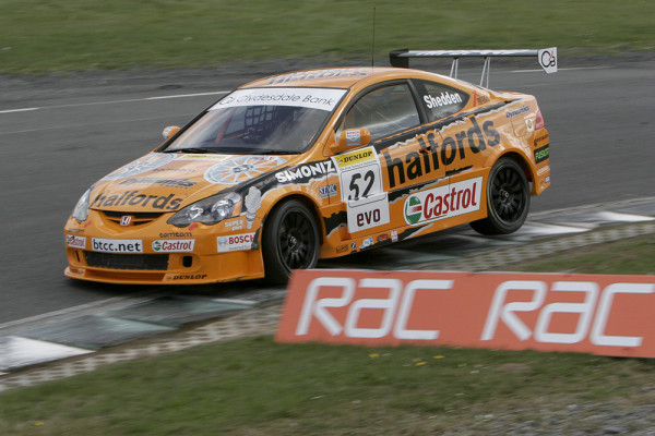 Round 2 of the 2006 British Touring Car Championship.