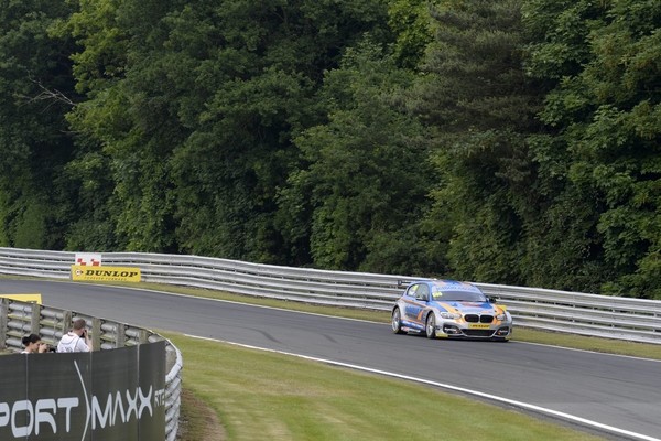 #600 Sam Tordoff GBR Team JCT600 with GardX BMW 125i M Sport during first practice for the BTCC Oulton Park 4th-5th June 2015 at Oulton Park, Little Budworth, Cheshire, United Kingdom. June 04 2016. World Copyright Peter Taylor/PSP.