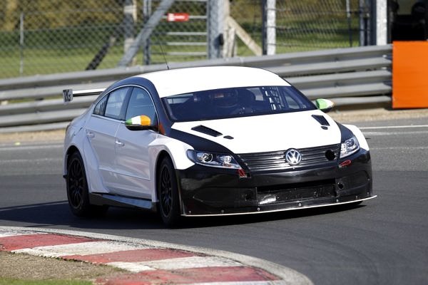 Testing forthe 2017 British Touring Car Championship.