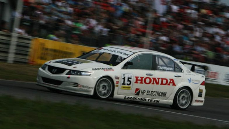 James Thompson leads first practice – TouringCarTimes