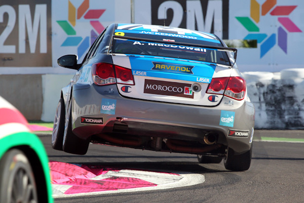 Alex MacDowall loses ground after crash with Tarquini TouringCarTimes