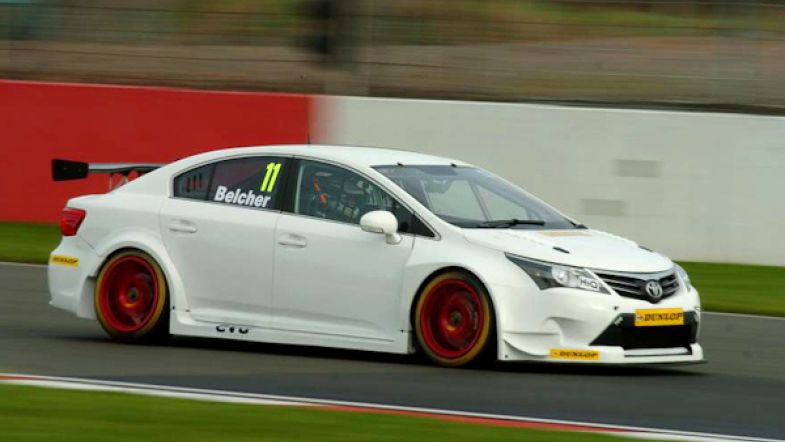 Simon Belcher Enjoys First Test Run With Toyota Avensis Touringcartimes