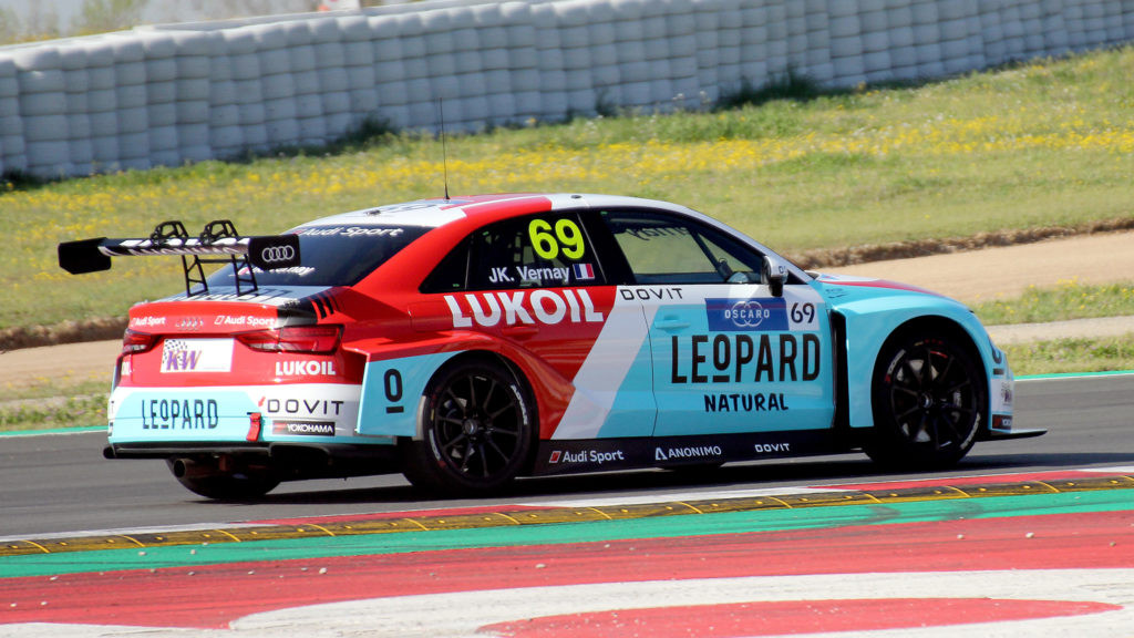 WTCR cars on track for first official joint-test at Barcelona ...