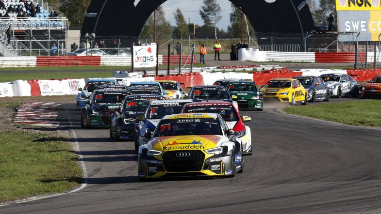 Expanded 2019 STCC calendar revealed featuring midnight race Expanded 2019 STCC calendar revealed featuring midnight race