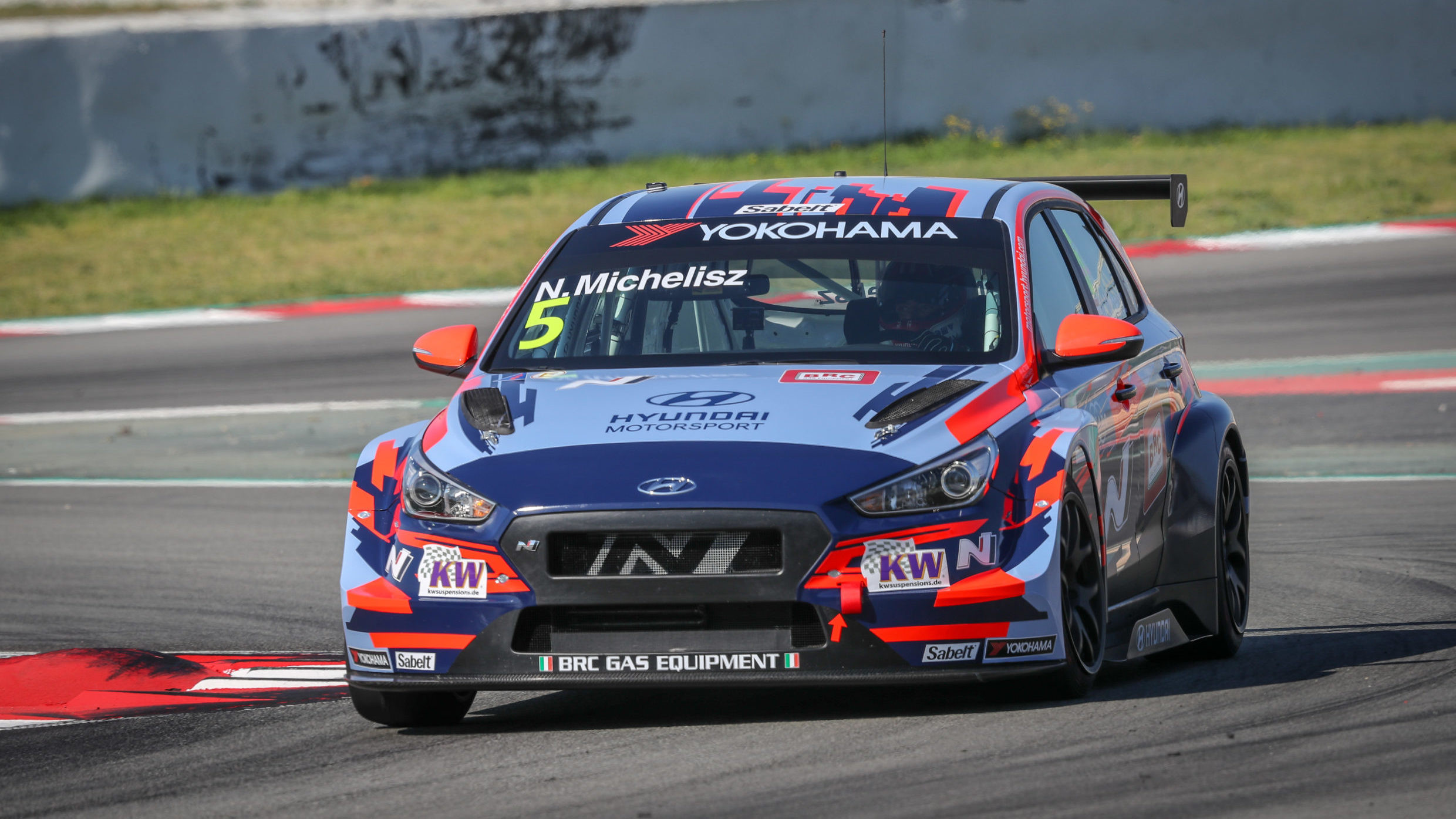 Norbert Michelisz concerned about lack of pace after first day