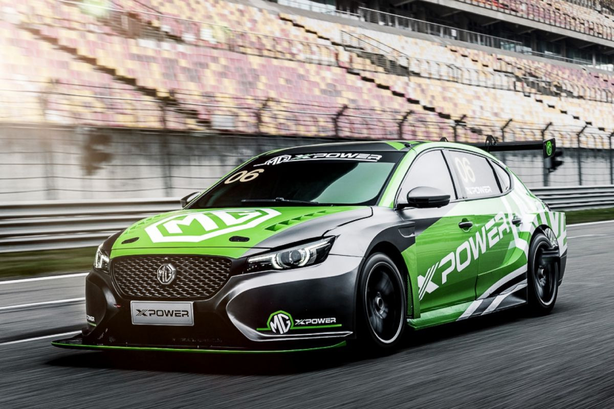Mazda 3 TCR