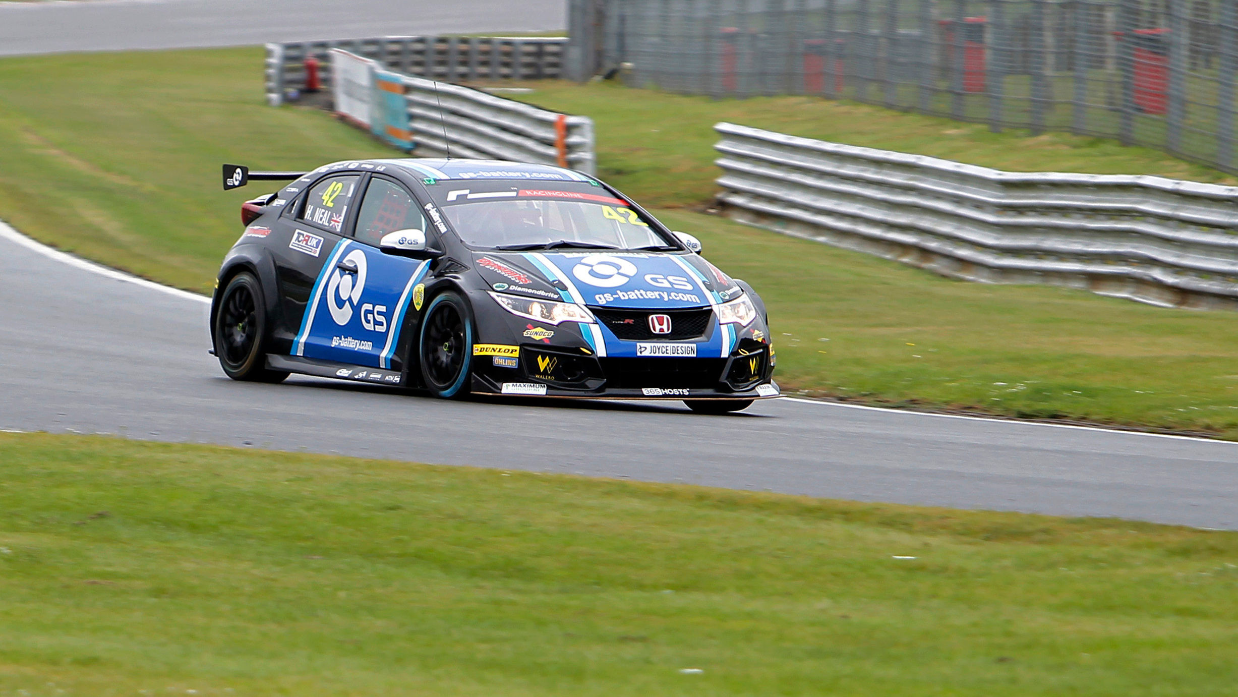 James Turkington takes points lead as Henry Neal wins Brands opener ...