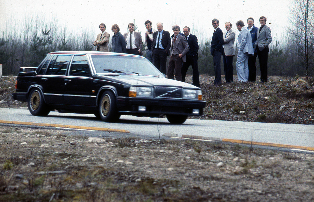 GROUP - BV: Volvo 760 Turbo Group A, el auto que no fue 7603-Hallered_Test-1983