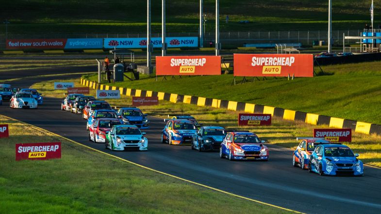 Sydney Motorsport Park night race completes TCR World Tour and TCR ...