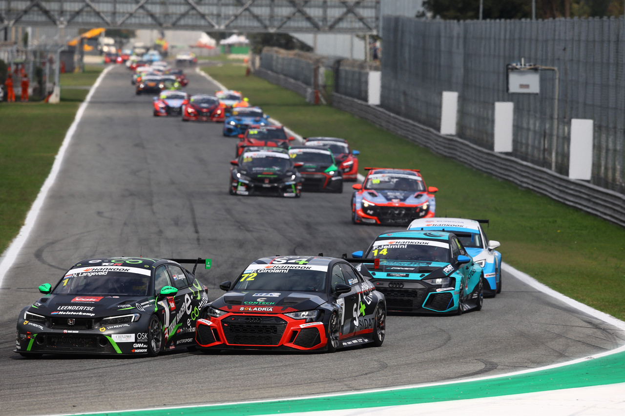 TCR Italy unveils 2024 calendar TouringCarTimes