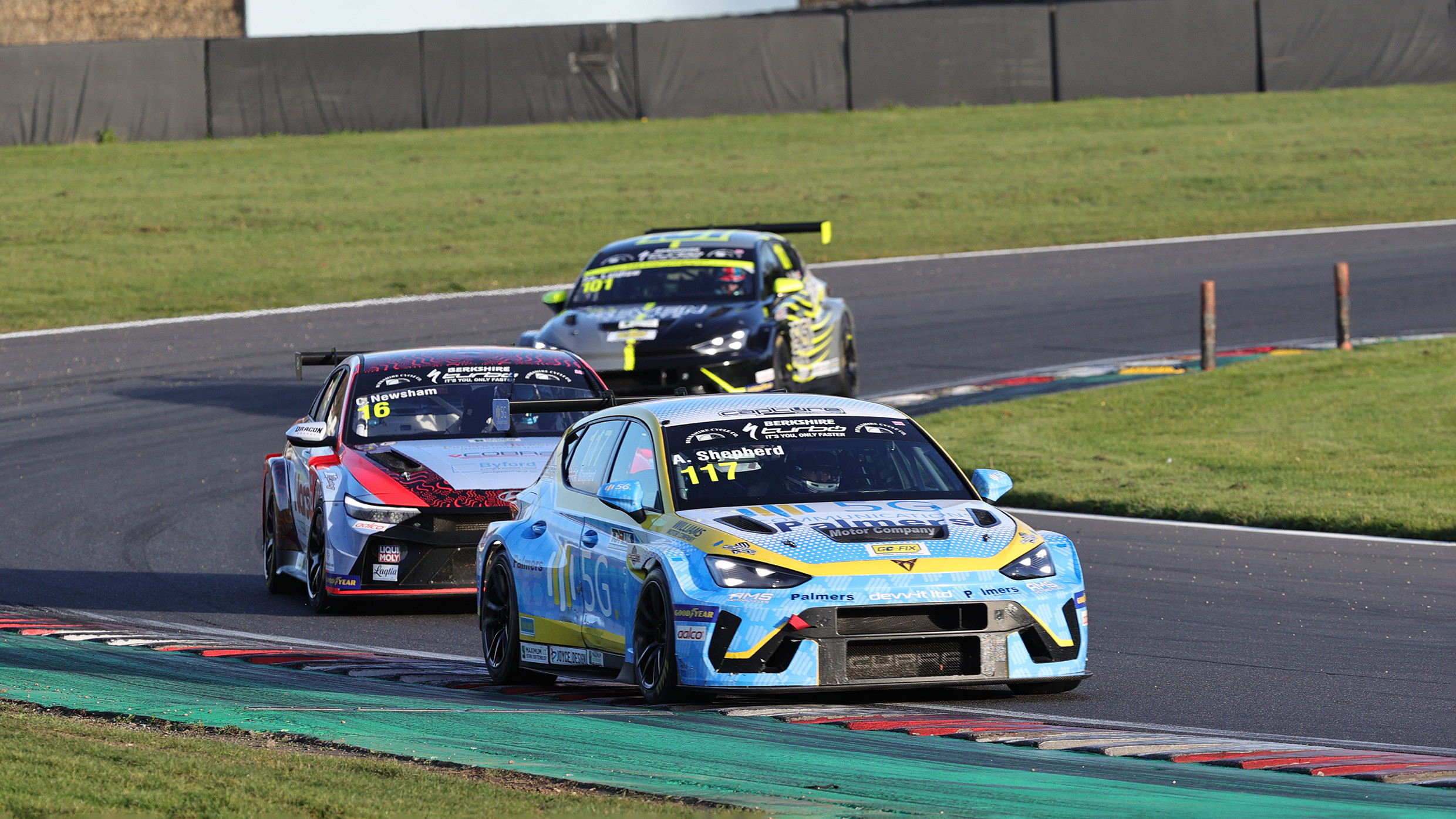 Adam Shepherd가 브랜드 재개장에서 승리하며 TCR UK 타이틀에 더 가까워졌습니다 – TouringCarTimes